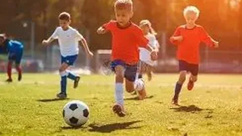 揭秘张伯伦训练场风采：阿尔特塔点赞，阳光正能量领袖，激励全队共奋进！