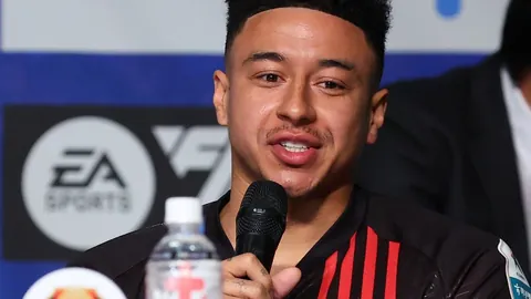 泳池设备销售员业余游泳选手加入国家队，泳友助力成核心动力